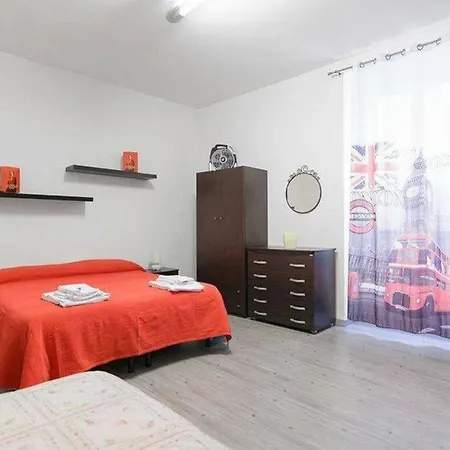 Casa Mia Al Centro - Apartment In Napoli *