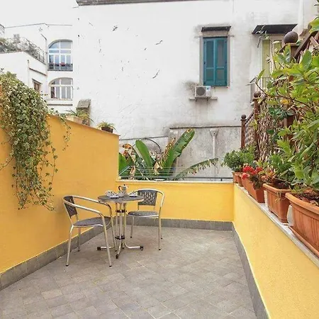 Apartment Casa Mia Al Centro - Apartment In Napoli *