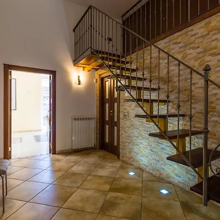 Apartament Family With Terrace Neapol