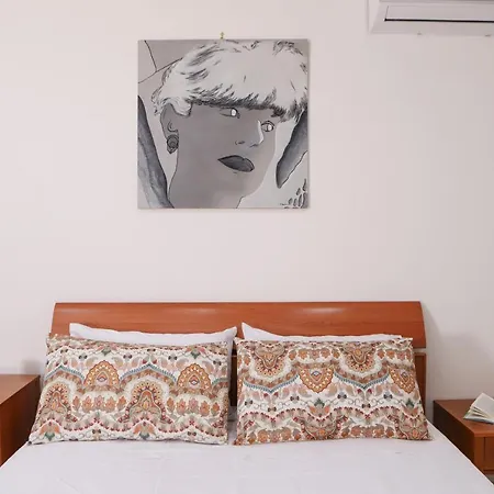 Centrale Budget Apartment