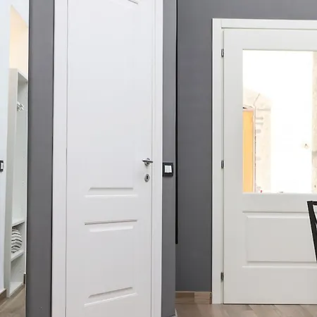 Palazzo Firrao Ground Floor Suites By Wonderful Italy Guest house Naples