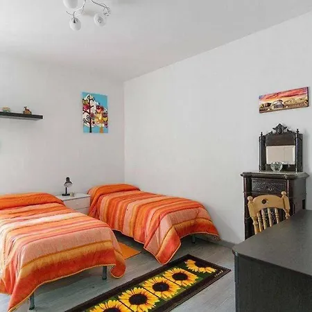 Casa Mia Al Centro - Apartment In Napoli *