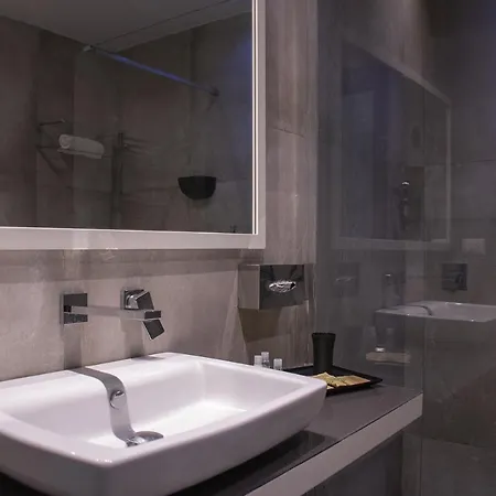 Bed & Breakfast Megaris Luxury *
