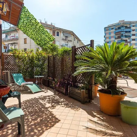 Family With Terrace Apartament