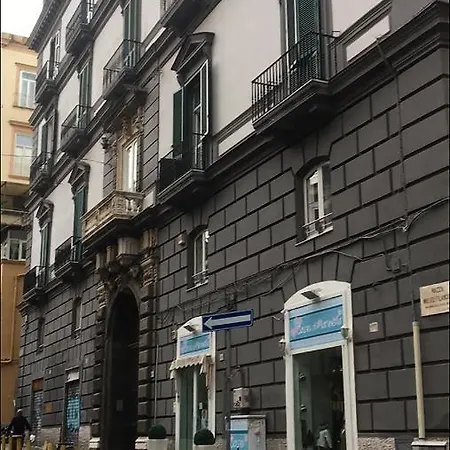Apartment Via Tribunali-duomo Casa Con Vasca Idromassaggio