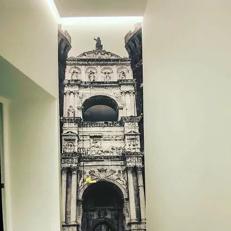 Bed & Breakfast L'infinito 88 Naples