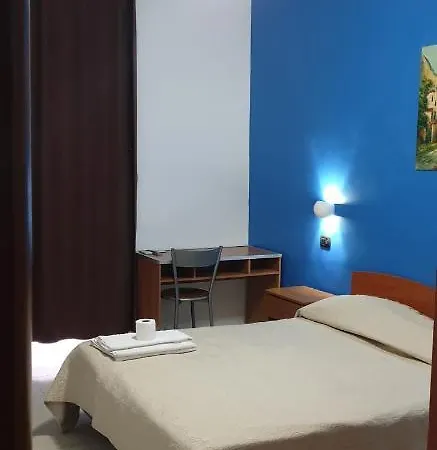 Hotell Milano Neapel