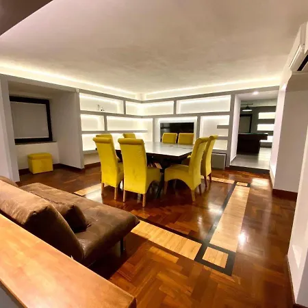 Apartment Piano B *