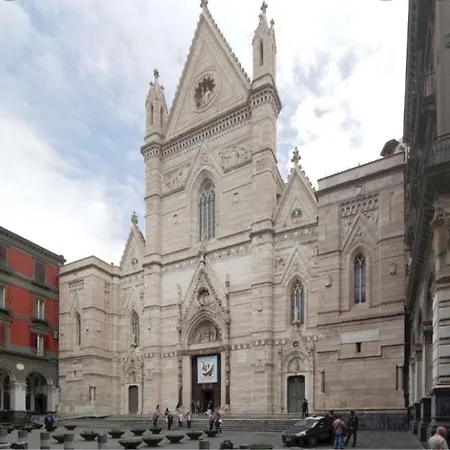 Milionaria * Naples
