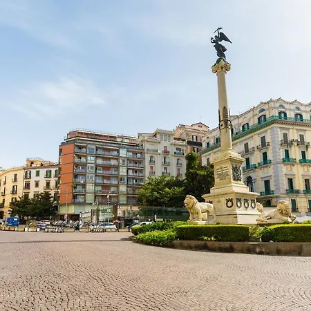 Apartment Elegante A Piazza Dei Martiri By Wonderful Italy