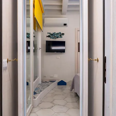 Clicka&sleep Caracciolo Apartment Naples