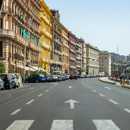 Apartment Clicka&sleep Caracciolo Naples