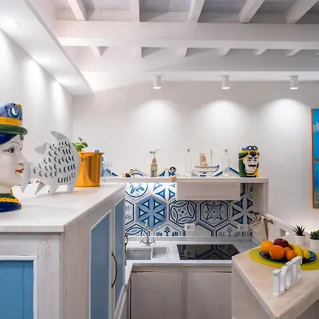 Clicka&sleep Caracciolo Apartment Naples