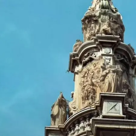Milionaria * Naples