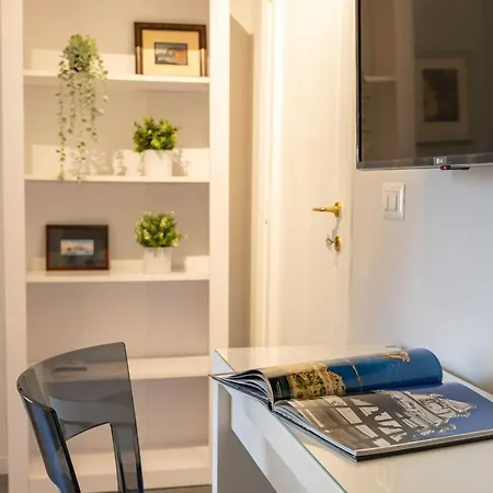 Giordani 23 Bed & Breakfast Naples