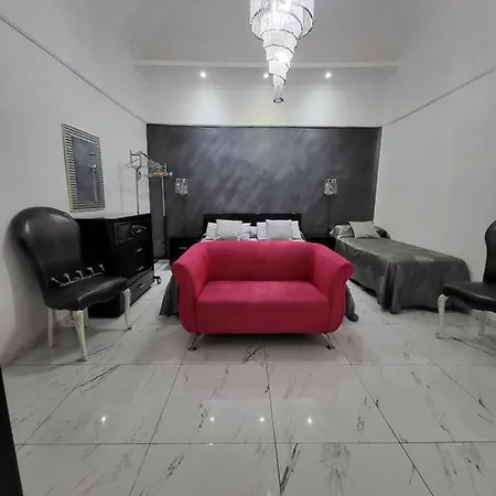 La Casa Di Titina * Nápoles