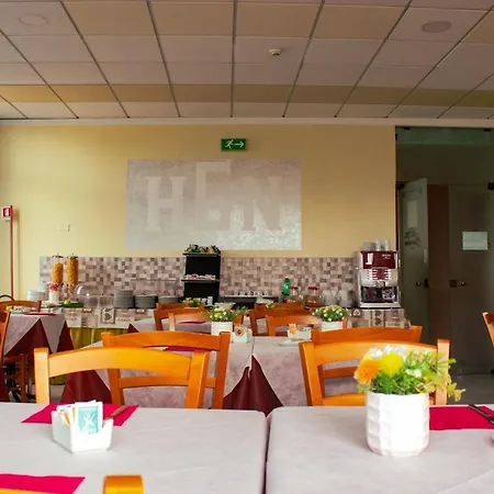 Garden Hotel Nápoles