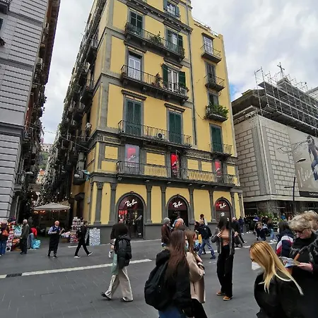 Appartamento Centro Via Toledo Napoli