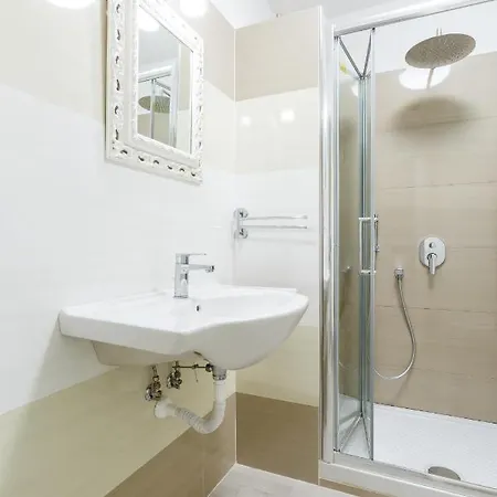 Nilo 1 - Shelter In The Center By Napoliapartments * Naples
