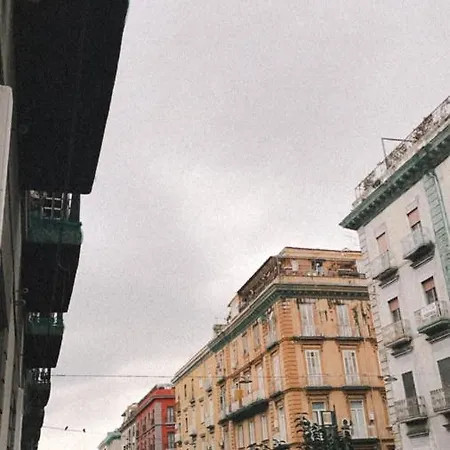 A Cas E Vicenz * Nápoles