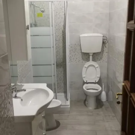 Apartment La Casa Di Ade Naples