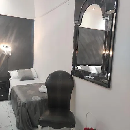 Apartment La Casa Di Titina Naples