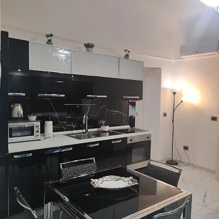 Apartment La Casa Di Titina Naples