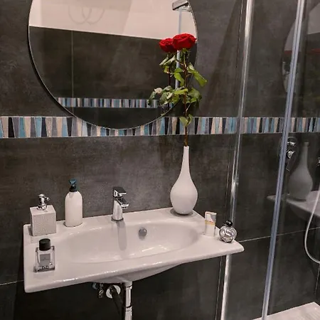 Apartment In Blu Maison