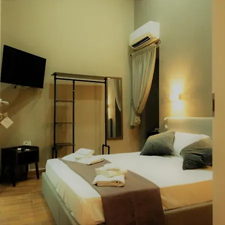 Guest house Queen 20 - Private Rooms Duomo Napoli *