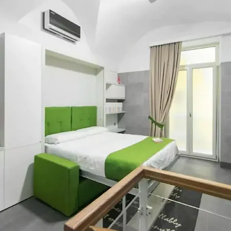Mezzocannone - Casa Vacanze Centro Storico Appartamento Napoli