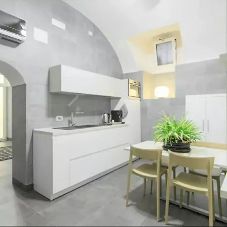 Mezzocannone - Casa Vacanze Centro Storico