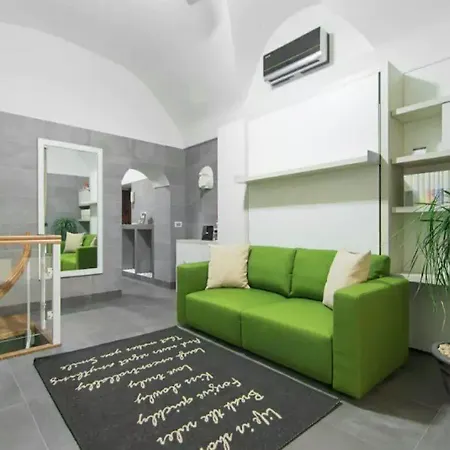 Mezzocannone - Casa Vacanze Centro Storico Napoli