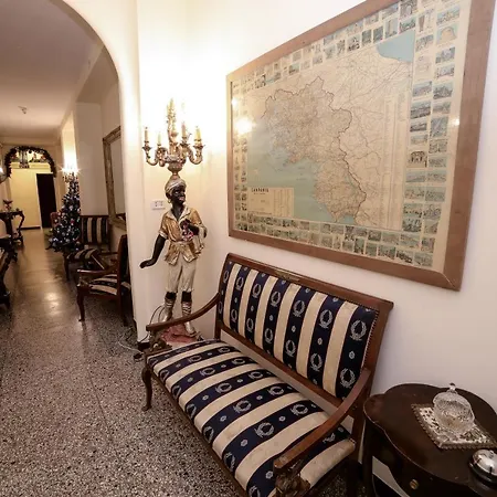 Well Come - Palazzo Reale *