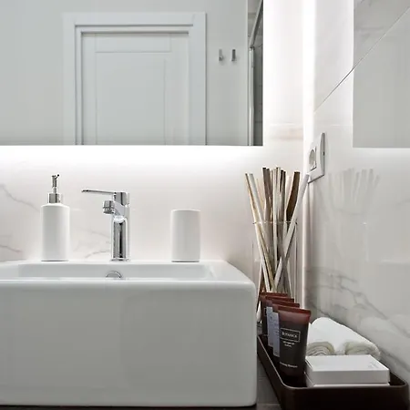 Umberto34-luxury