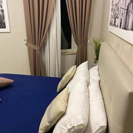 Bed & Breakfast Napolitudine