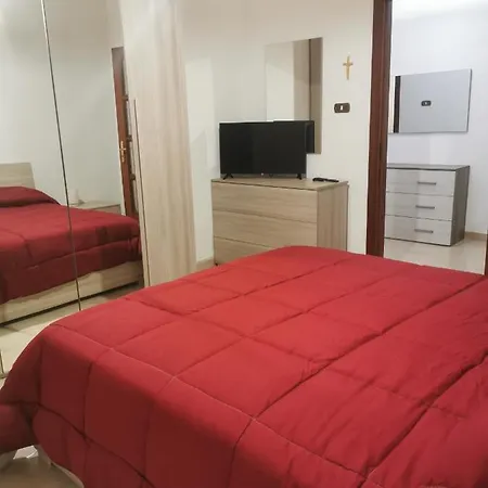 La Casa Di Ade * Naples