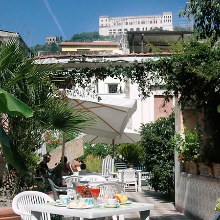 Otel Toledo 3*