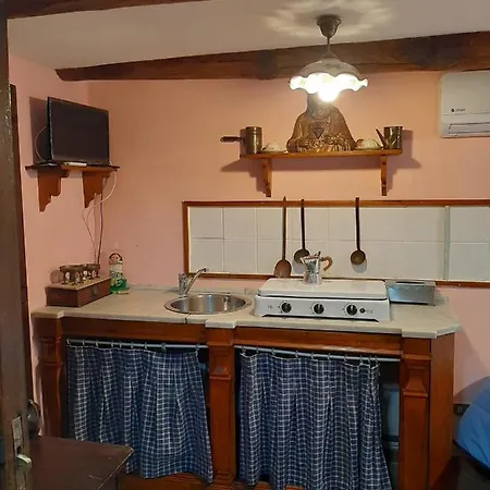 Les Jeux Sont Faits Apartment *