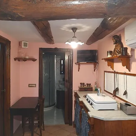 Les Jeux Sont Faits Apartment