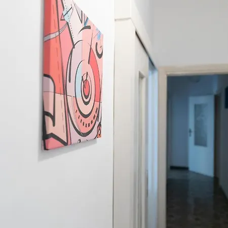 Nella's Carlo Iii Apartment