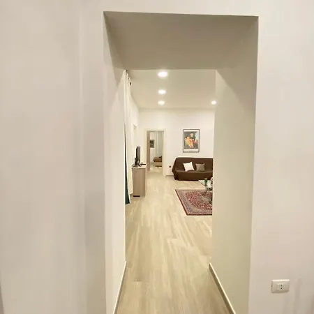 Apartment Spaccanapoli Pad Apartament Naples
