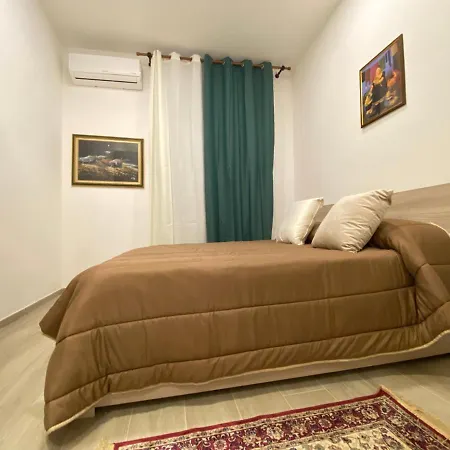 Spaccanapoli Pad Apartament * Neapol