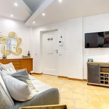Apartment Vomero-rossini *