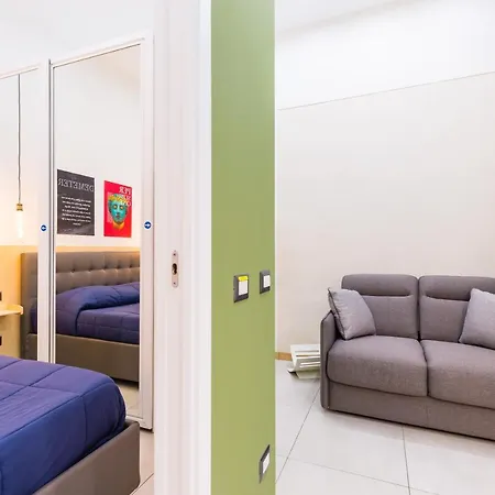 Apartment Baubo Sulla Via Dei Presepi By Napoliapartments