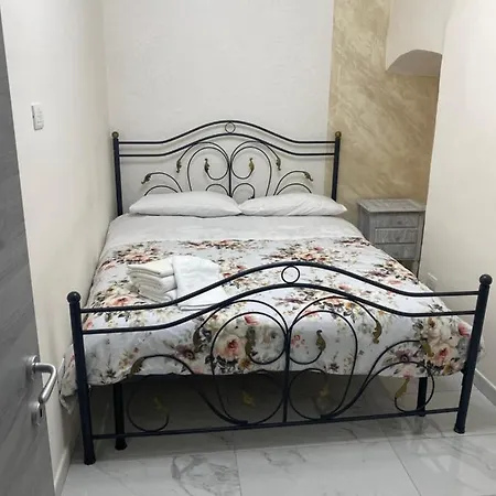 Apartment Mg House