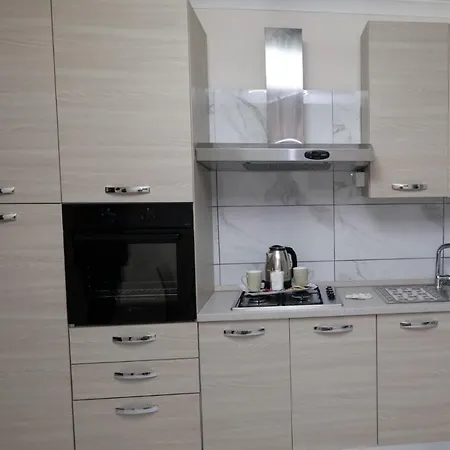 Mg House *