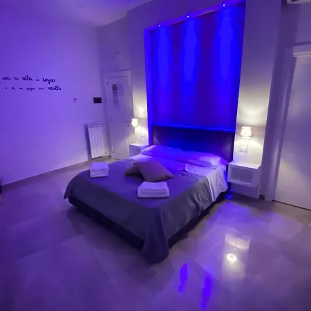 Aurora Luxury Bed and breakfast *
