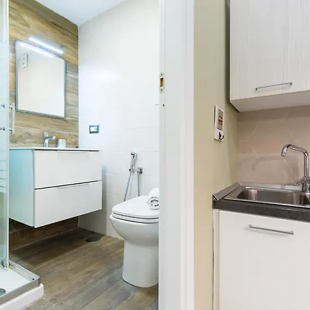 Baubo Sulla Via Dei Presepi By Napoliapartments Apartment