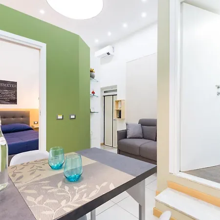 Baubo Sulla Via Dei Presepi By Napoliapartments Apartment Naples