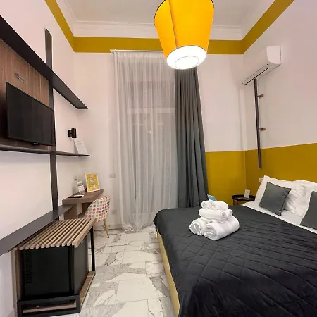 Πανσιόν Rettifilo 311 5*